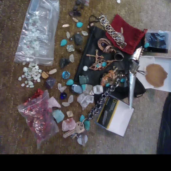 Jewelry - Picture 2 of 2